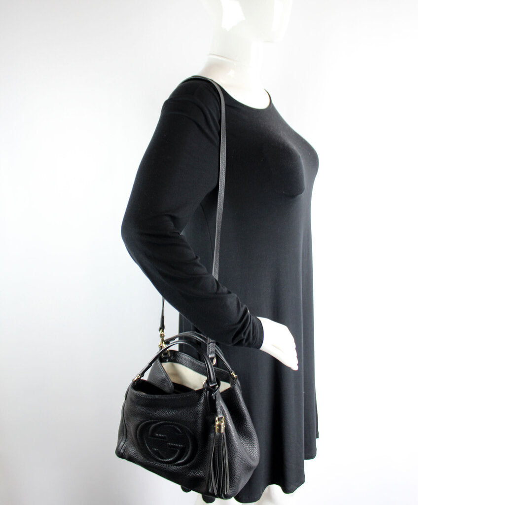 336751 Soho Leather Shoulder Bag Black