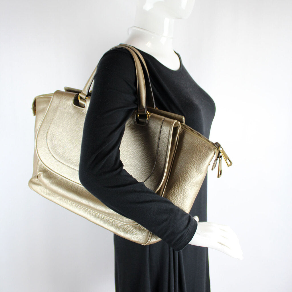 251813 1973 Medium Top Handle