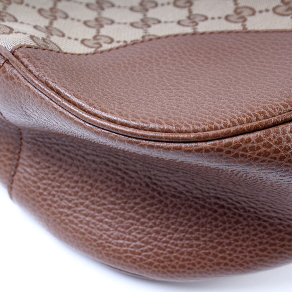449244 GG Canvas Bree Hobo