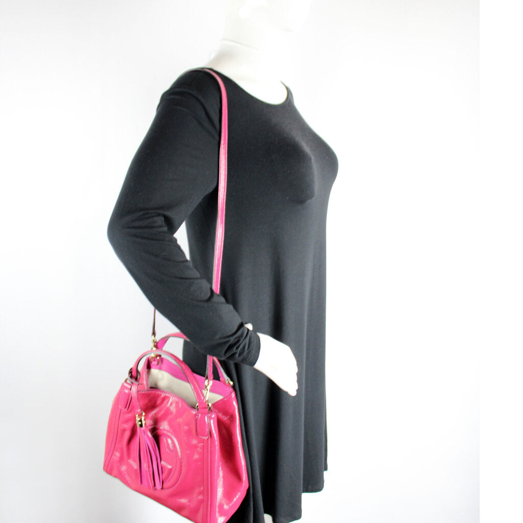 336751 Soho Leather Shoulder Bag