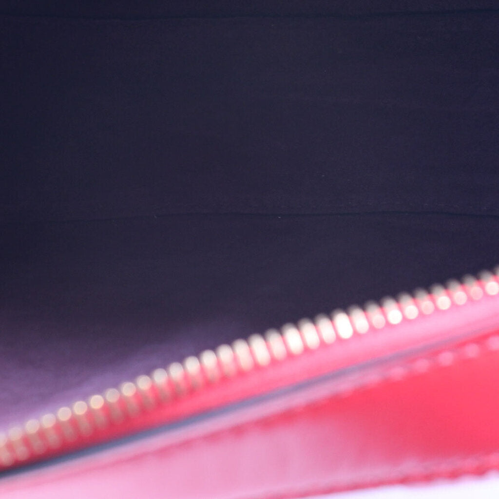 V Logo Walk Crossbody