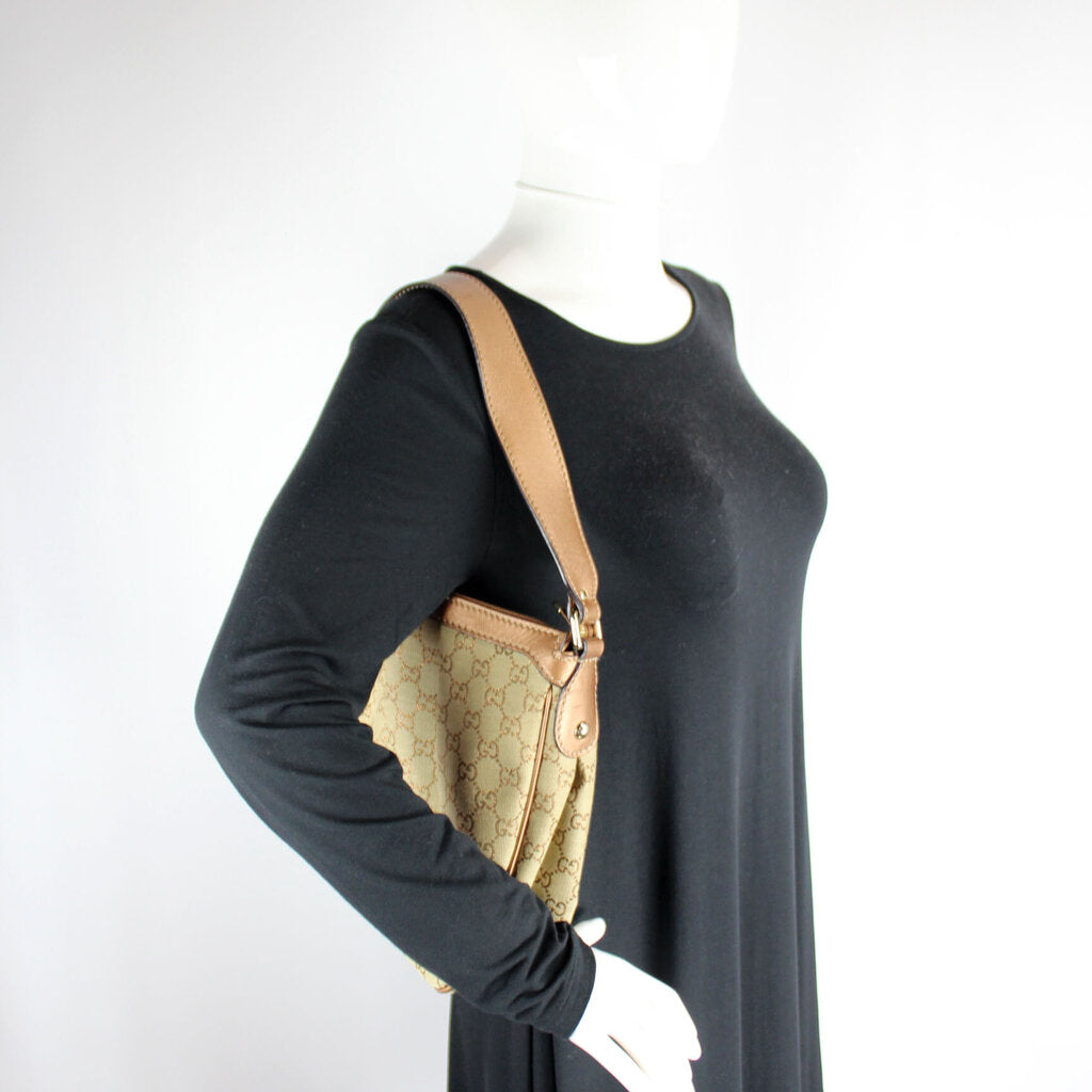 232955 Sukey Hobo Medium