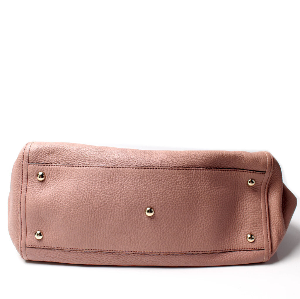 282309 Soho Leather Hobo Medium