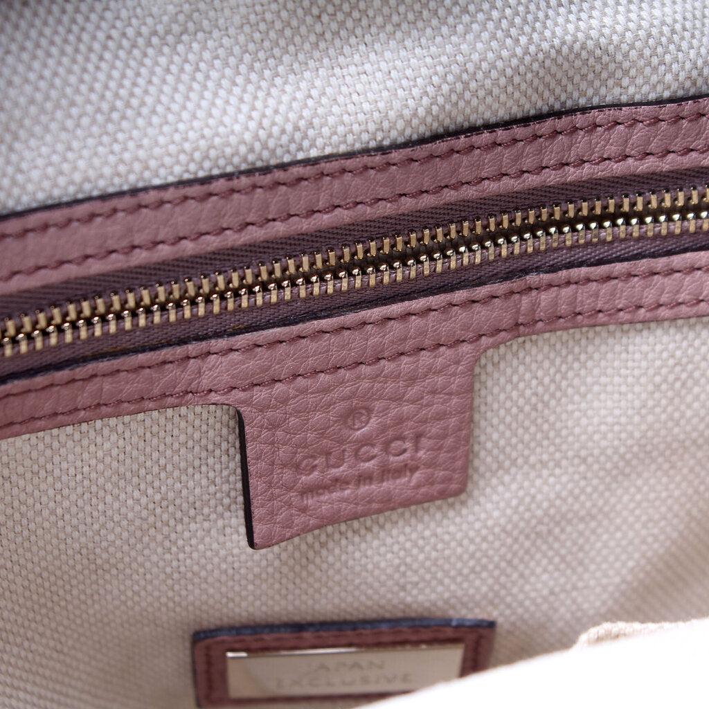 282309 Soho Leather Hobo Medium