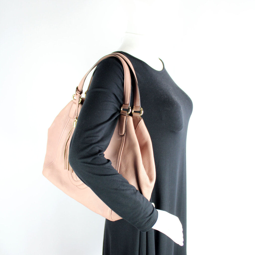 282309 Soho Leather Hobo Medium