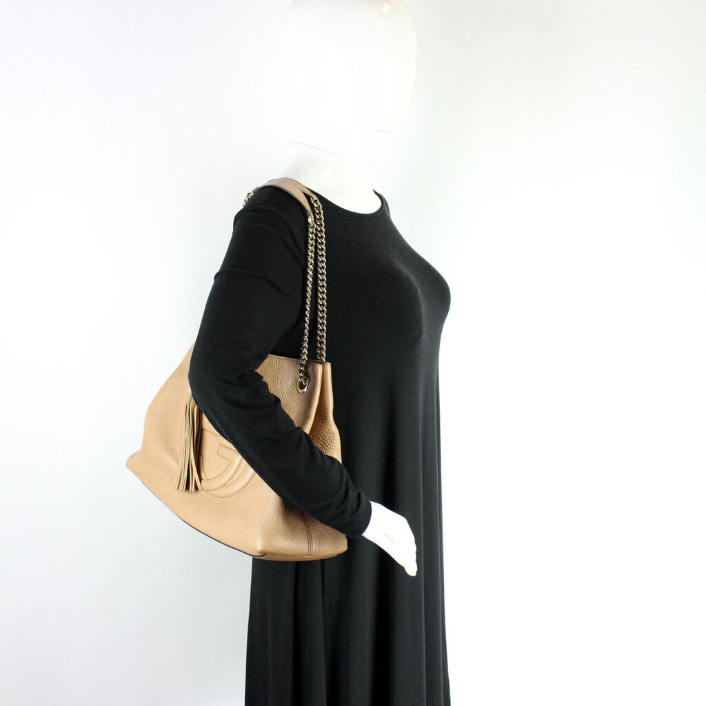 308982 Soho Leather Shoulder Bag Medium