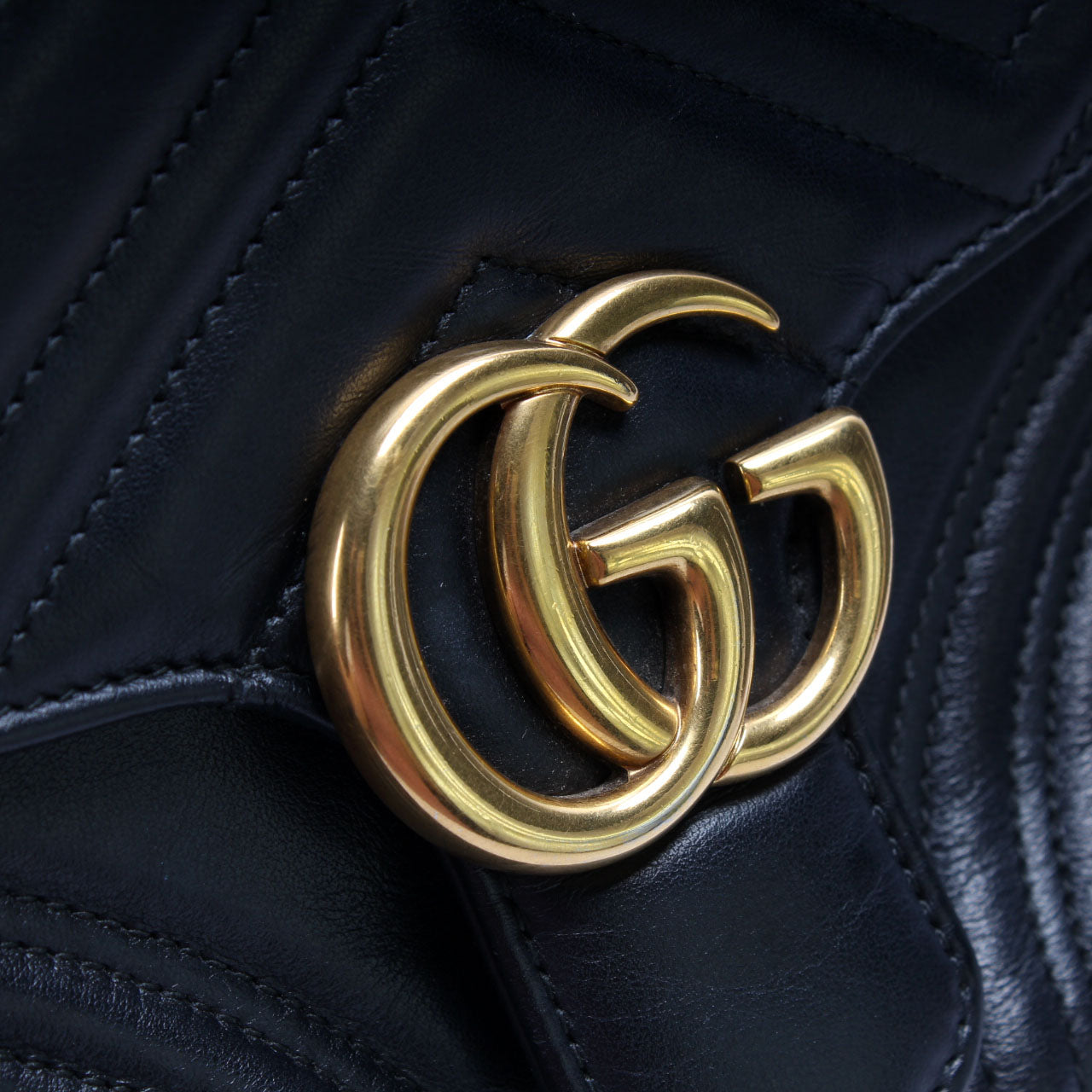 498110 GG Marmont Small Top Handle