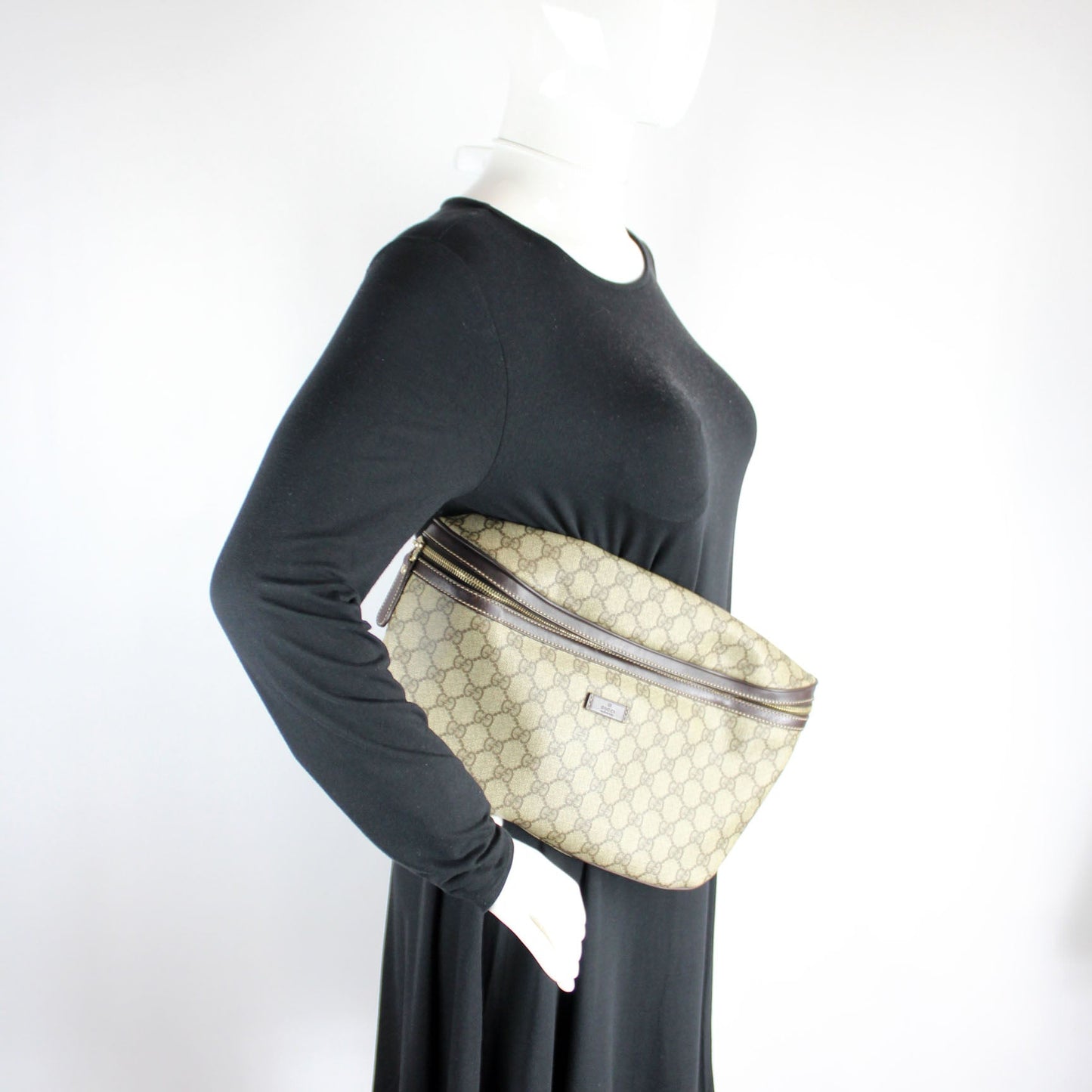 211110 GG Supreme Belt Bag