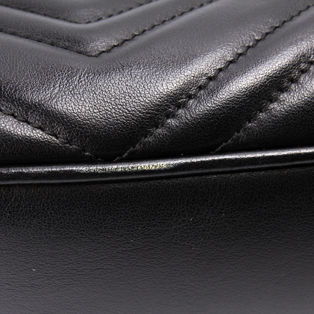 447632 Marmont Small Leather Camera Bag