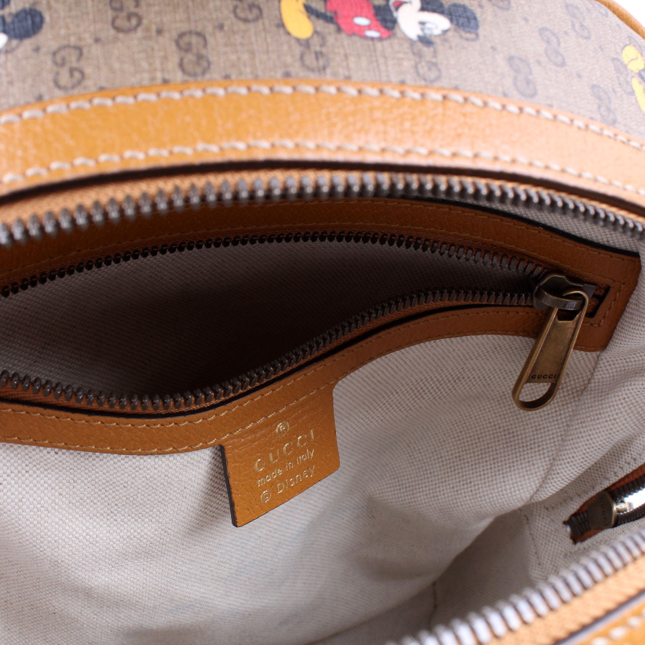 552884 Disney x Gucci Mickey GG Supreme Backpack Small