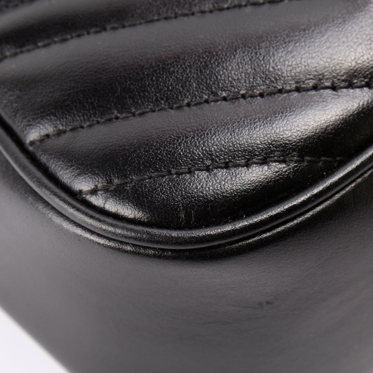 447632 Marmont Small Leather Camera Bag