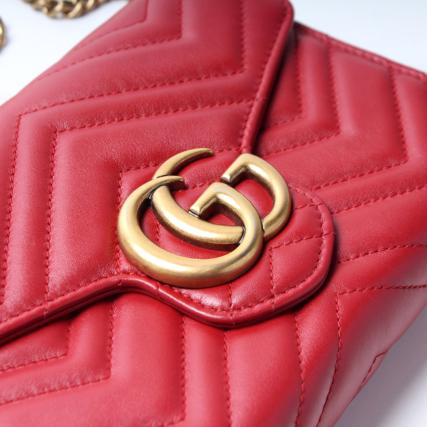 474575 Marmont Chain Wallet