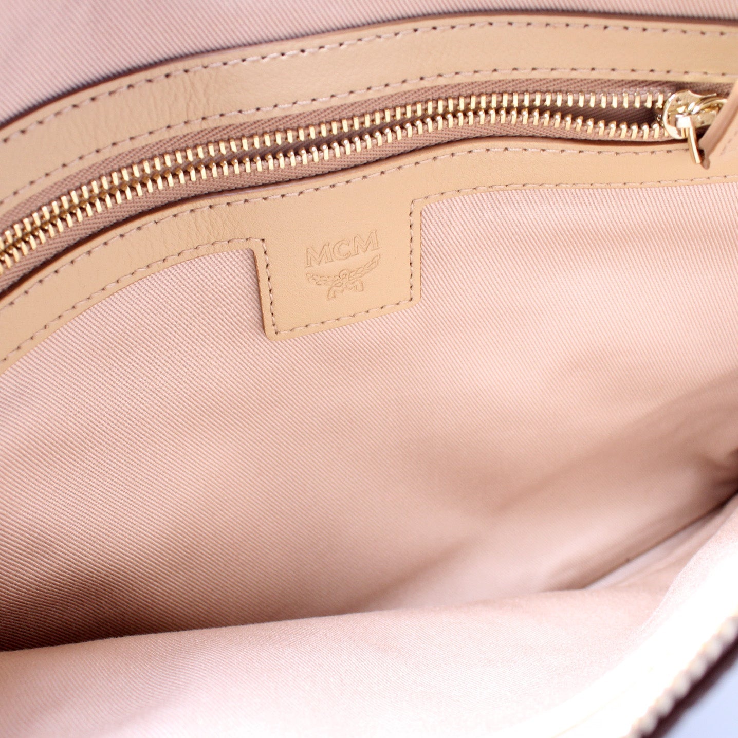 Visetos Crossbody