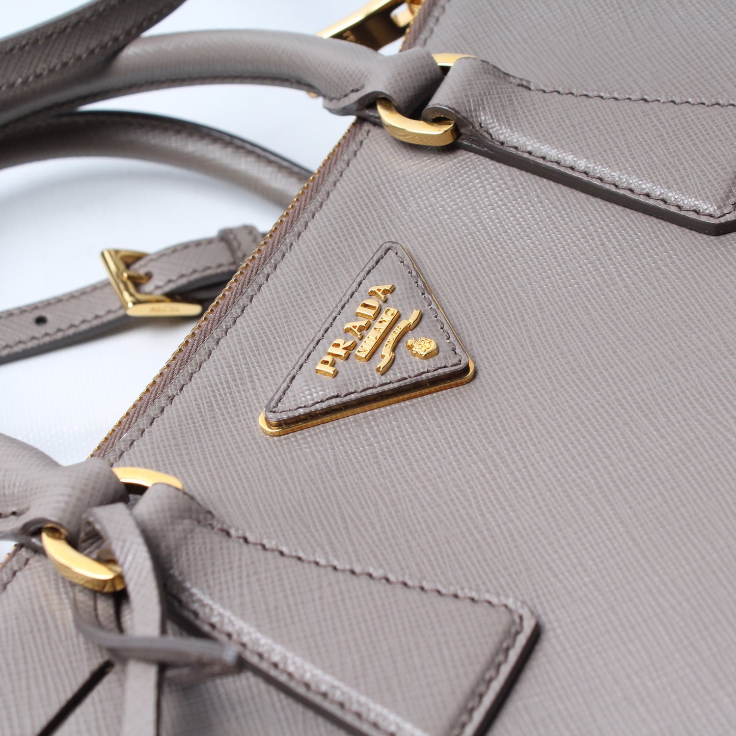 Saffiano Lux Mini Crossbody BN2316