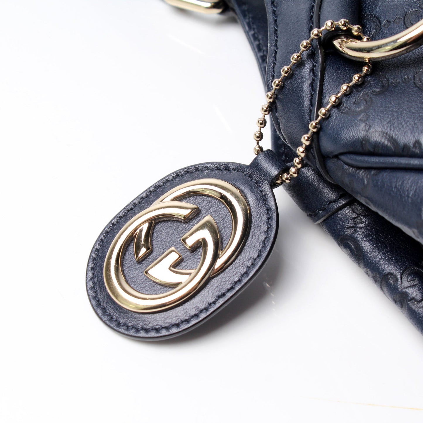 211944 Sukey GG Leather Medium