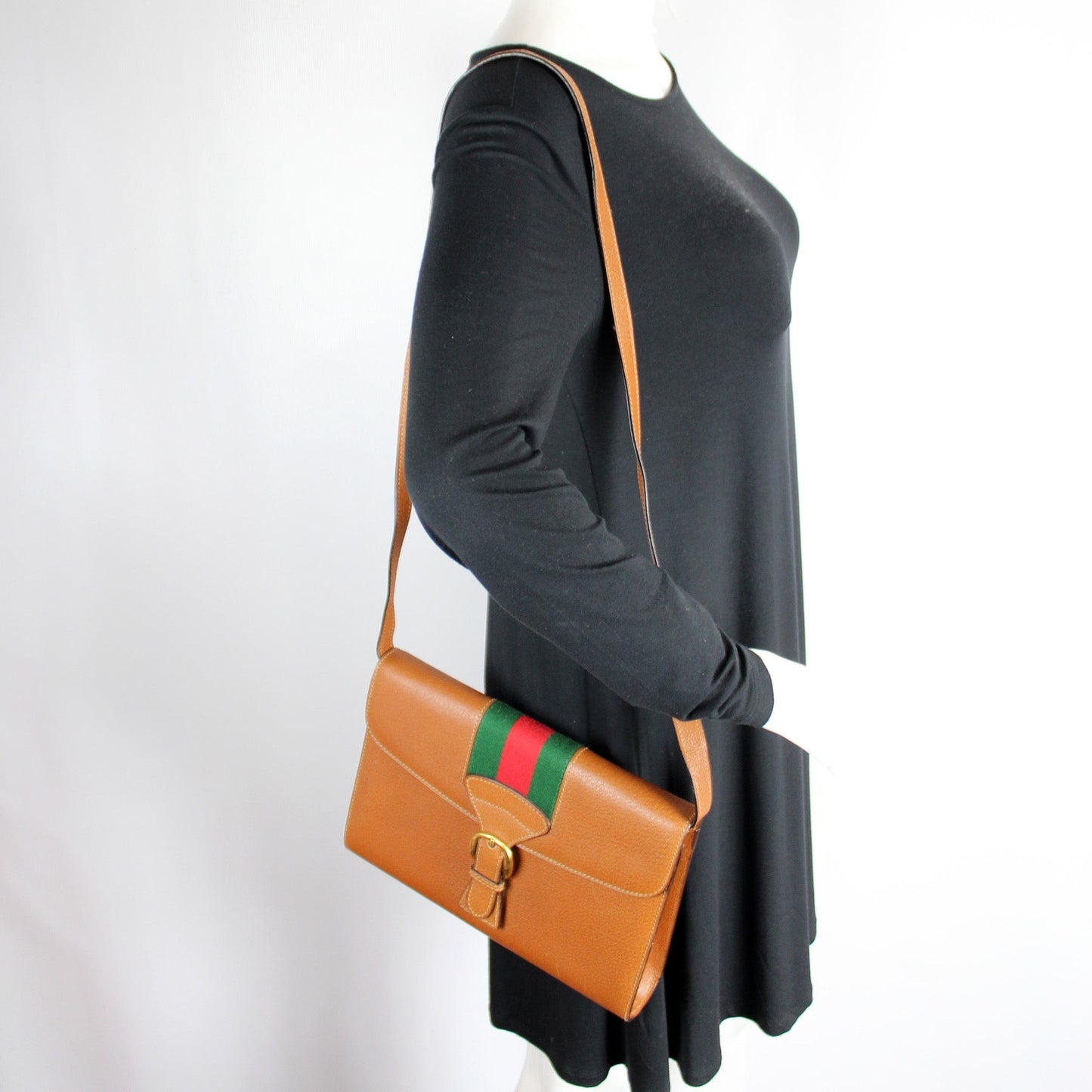 004.90.0459 Vintage Sherry Clutch