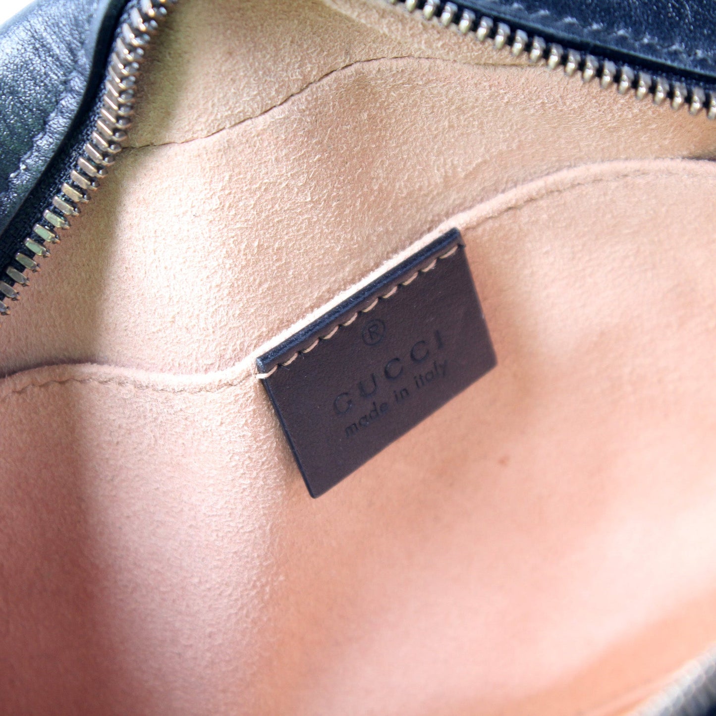 447632 Marmont Small Leather Camera