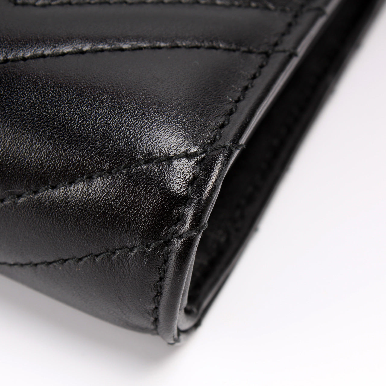 474575 Marmont Chain Wallet