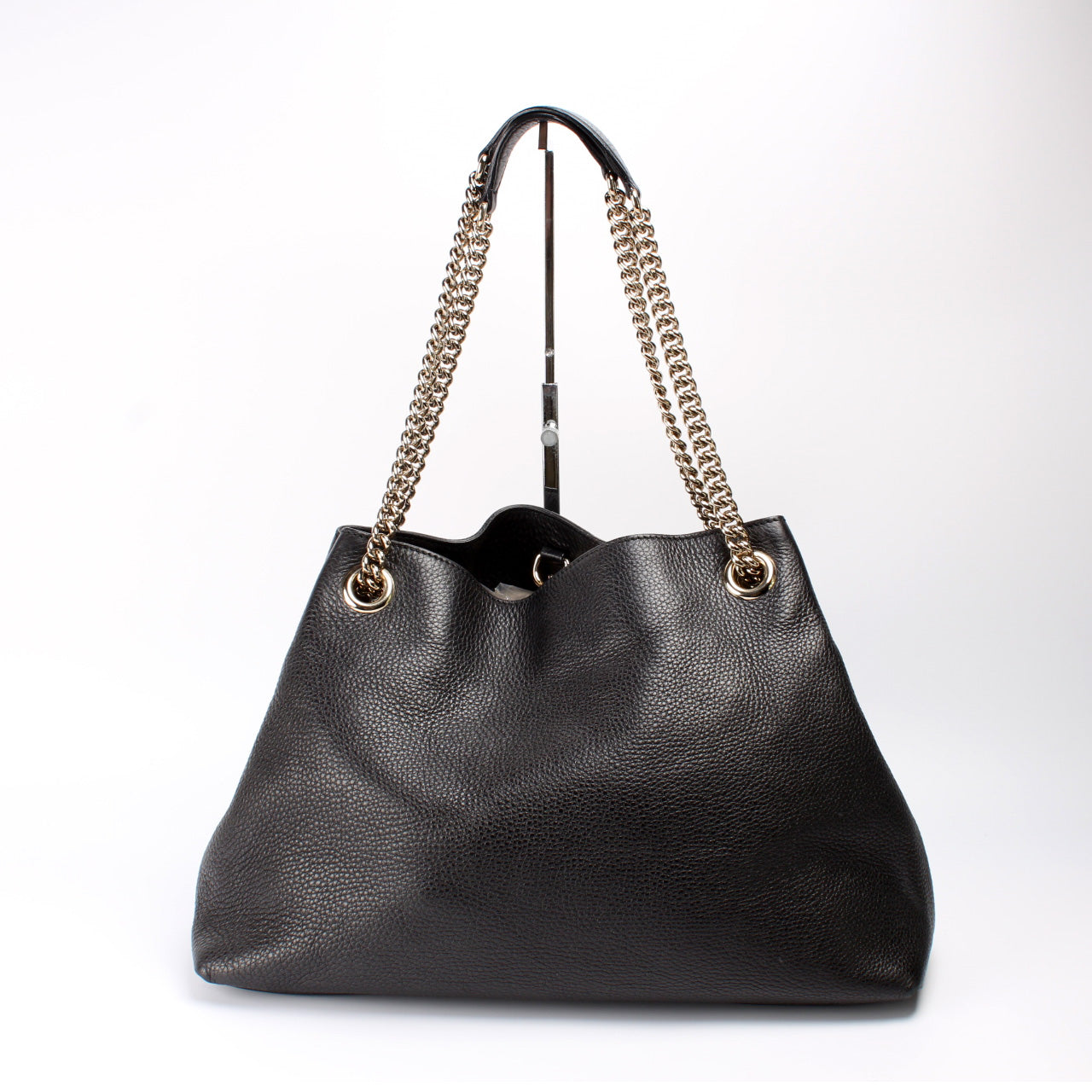 308982 Soho Leather Shoulder Medium