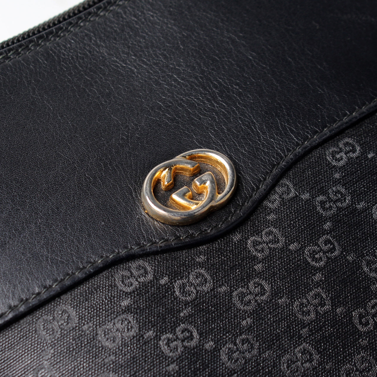 001.115.5918 Vintage Micro GG Canvas