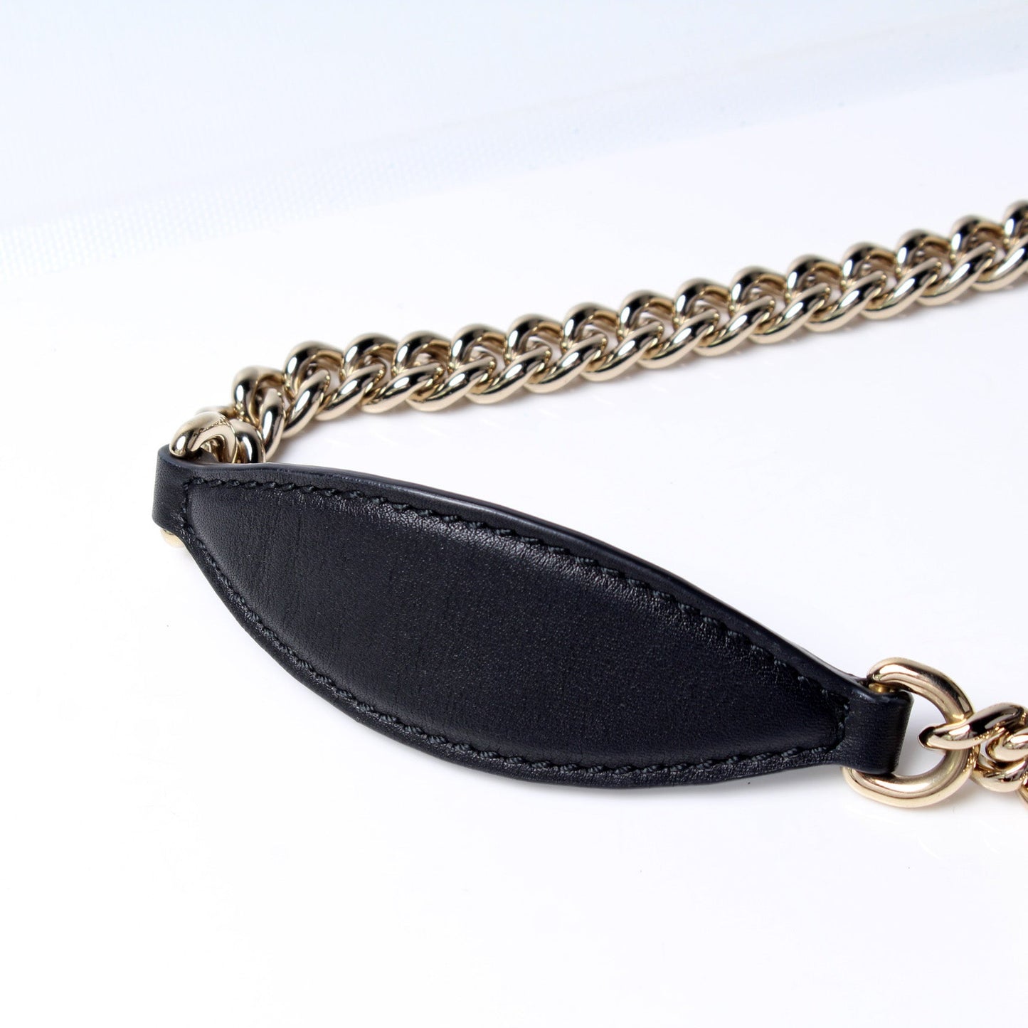 449635 Emily Micro Medium Chain