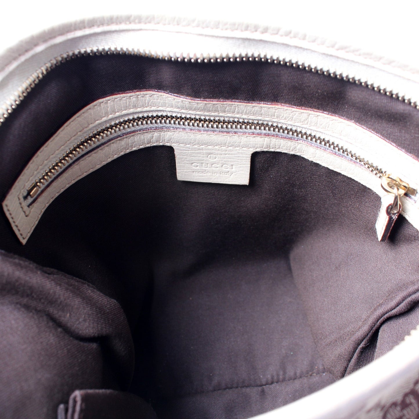 114338 GG Canvas Sherry Messenger