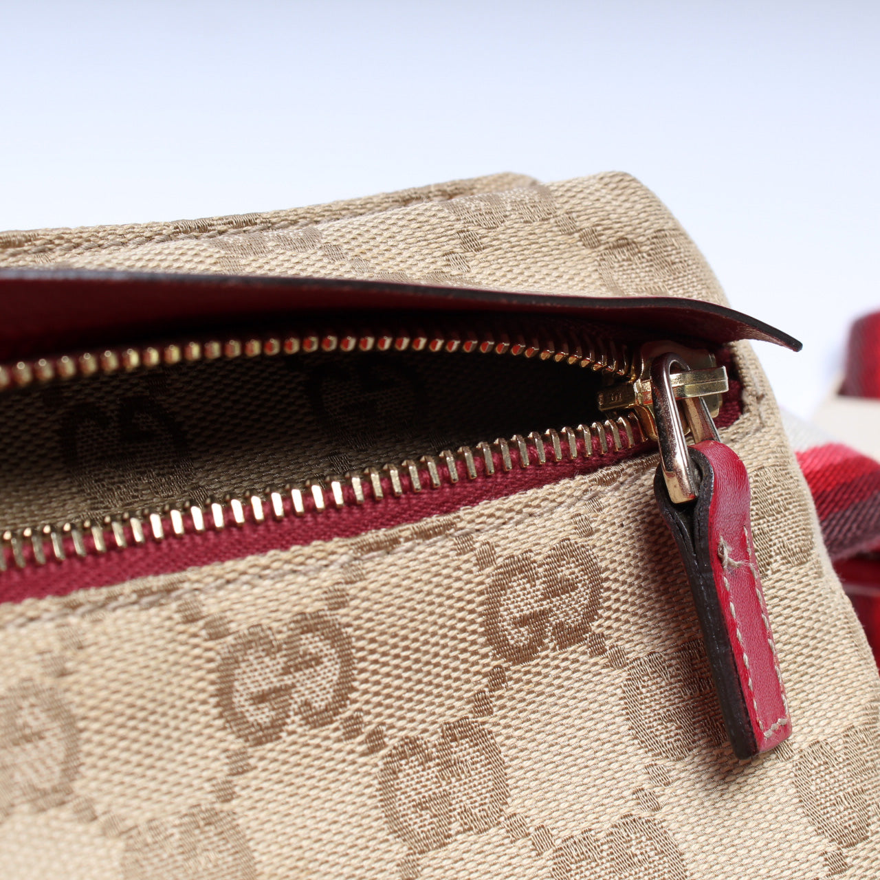 28566 GG Canvas Waist Bag