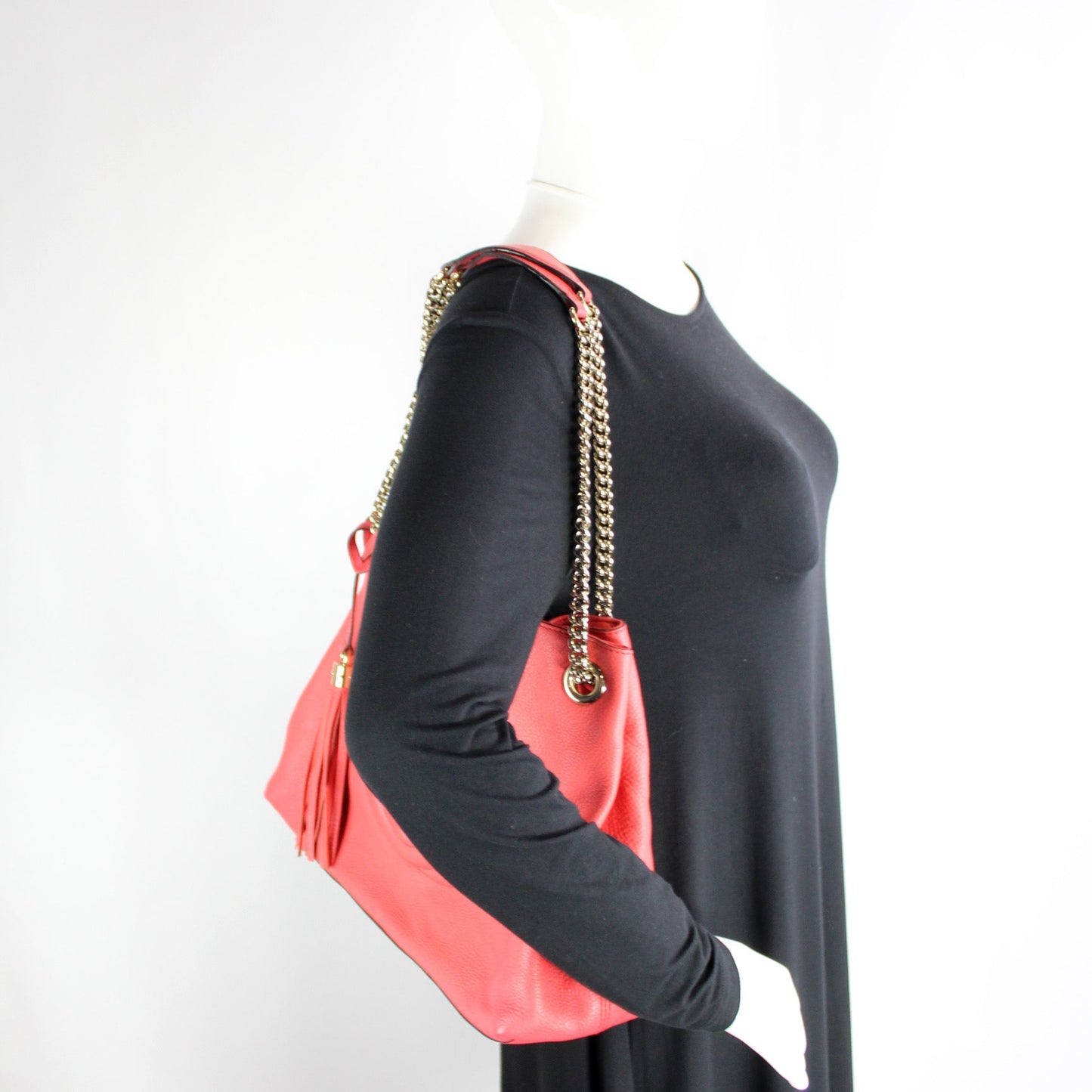 308982 Soho Leather Shoulder Medium