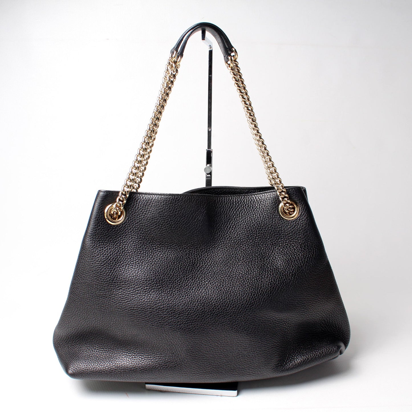 308982 Soho Leather Shoulder Medium
