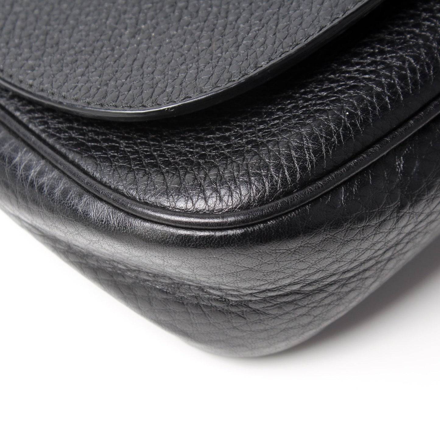 336752 Soho Chain Crossbody Medium