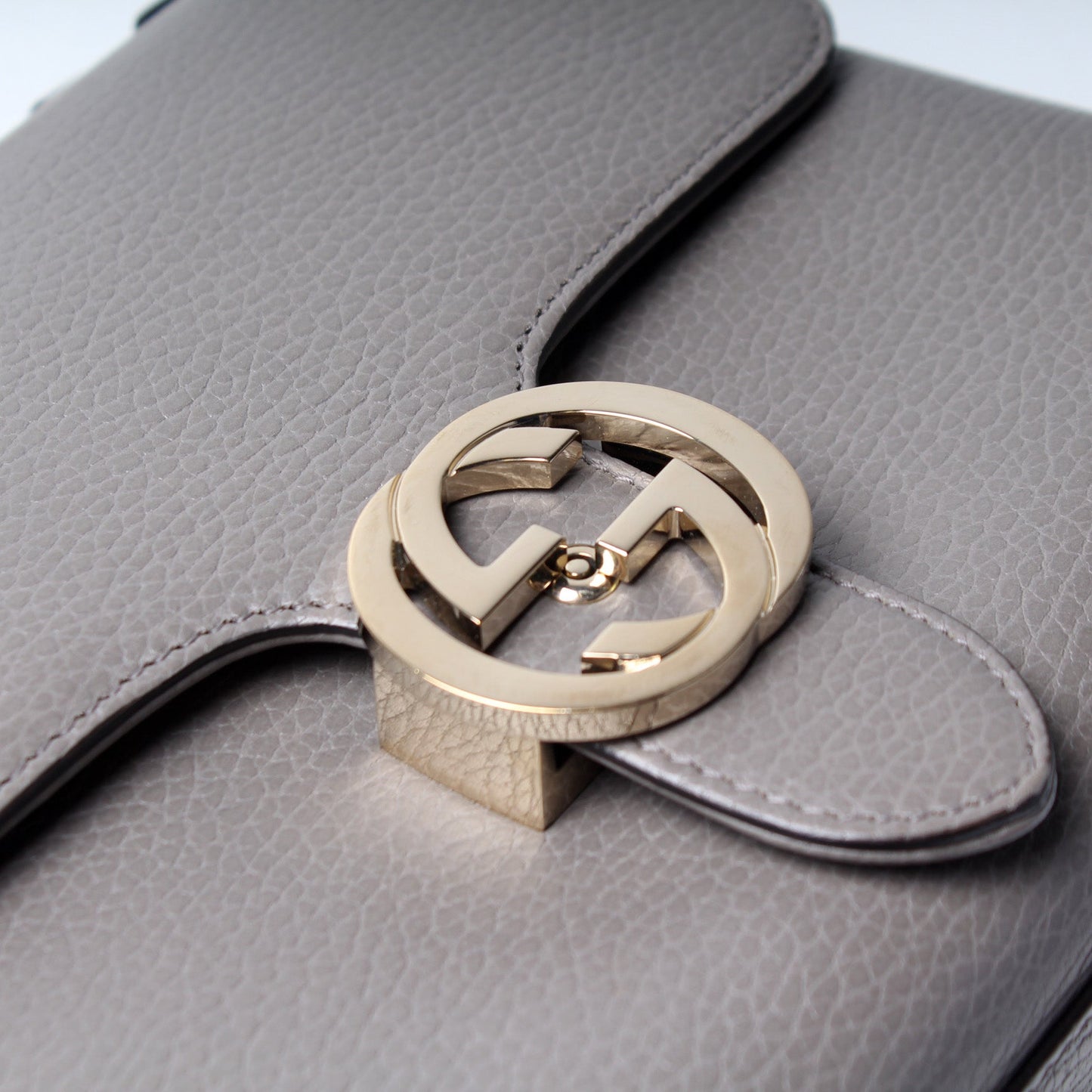 510302 Medium Interlocking Satchel