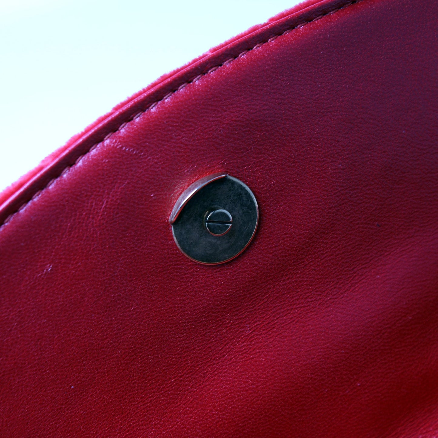 BB Chain Crossbody Velvet