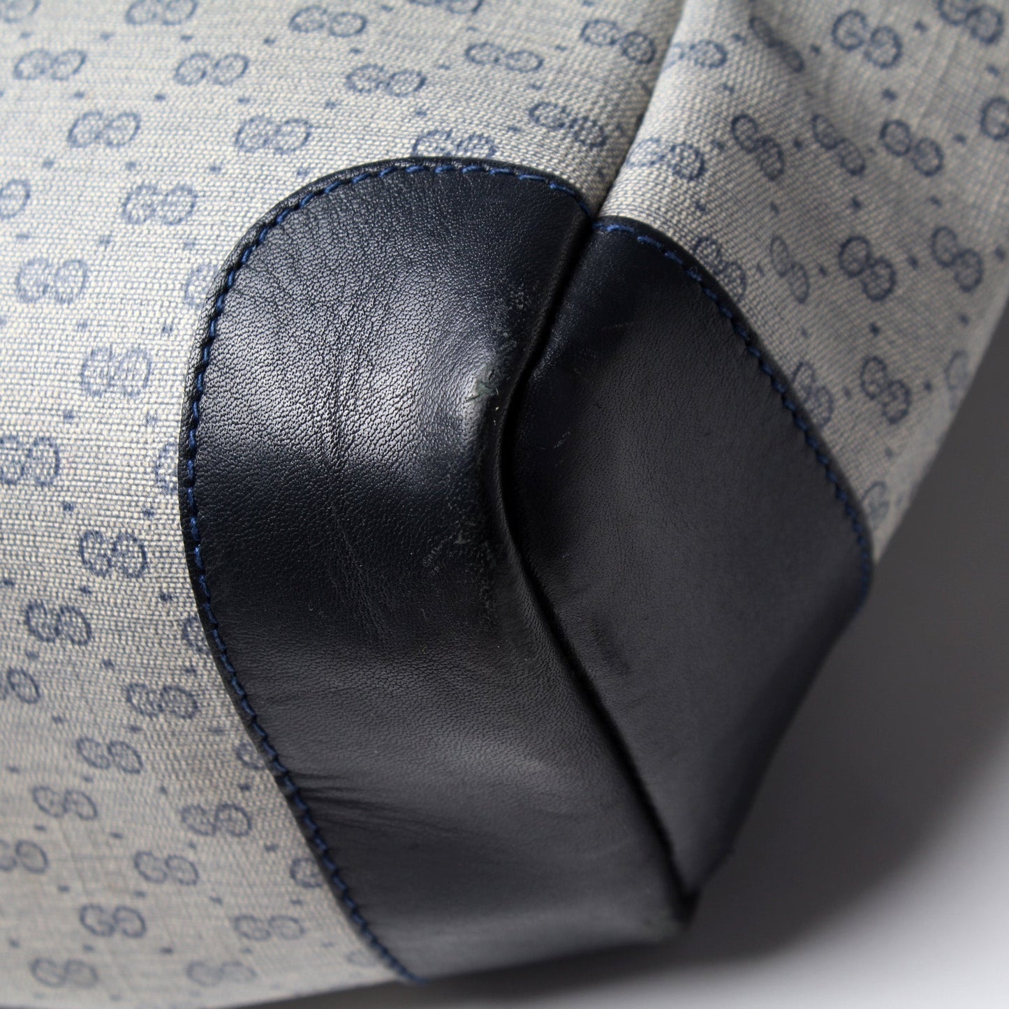 002-115-0135 Vintage N/S Tote
