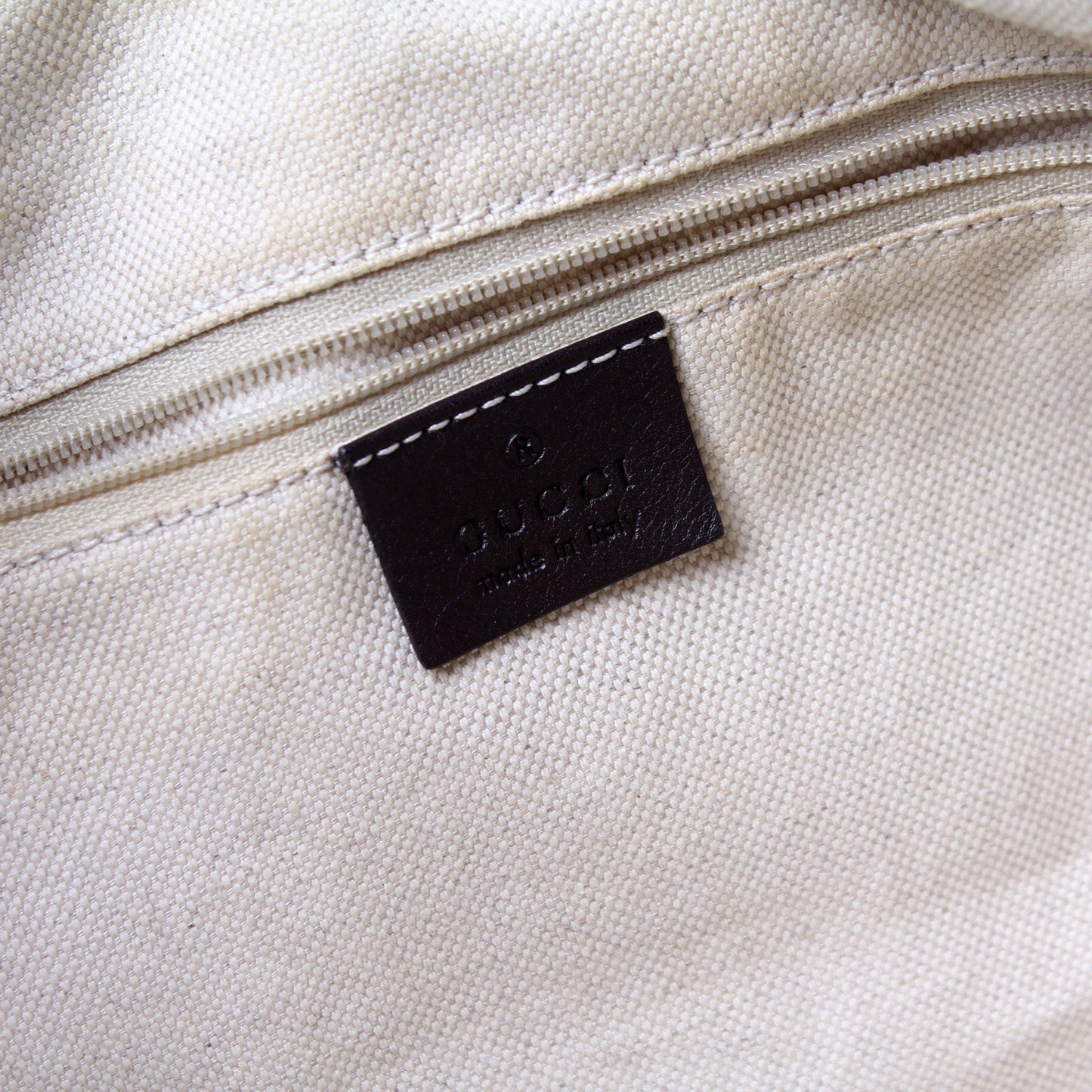 232955 Sukey Hobo Medium GG Canvas
