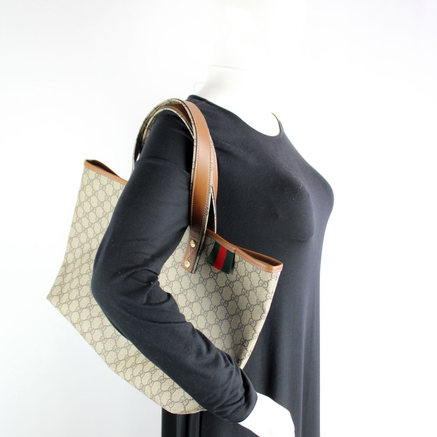 211134 Sherry Line Tote