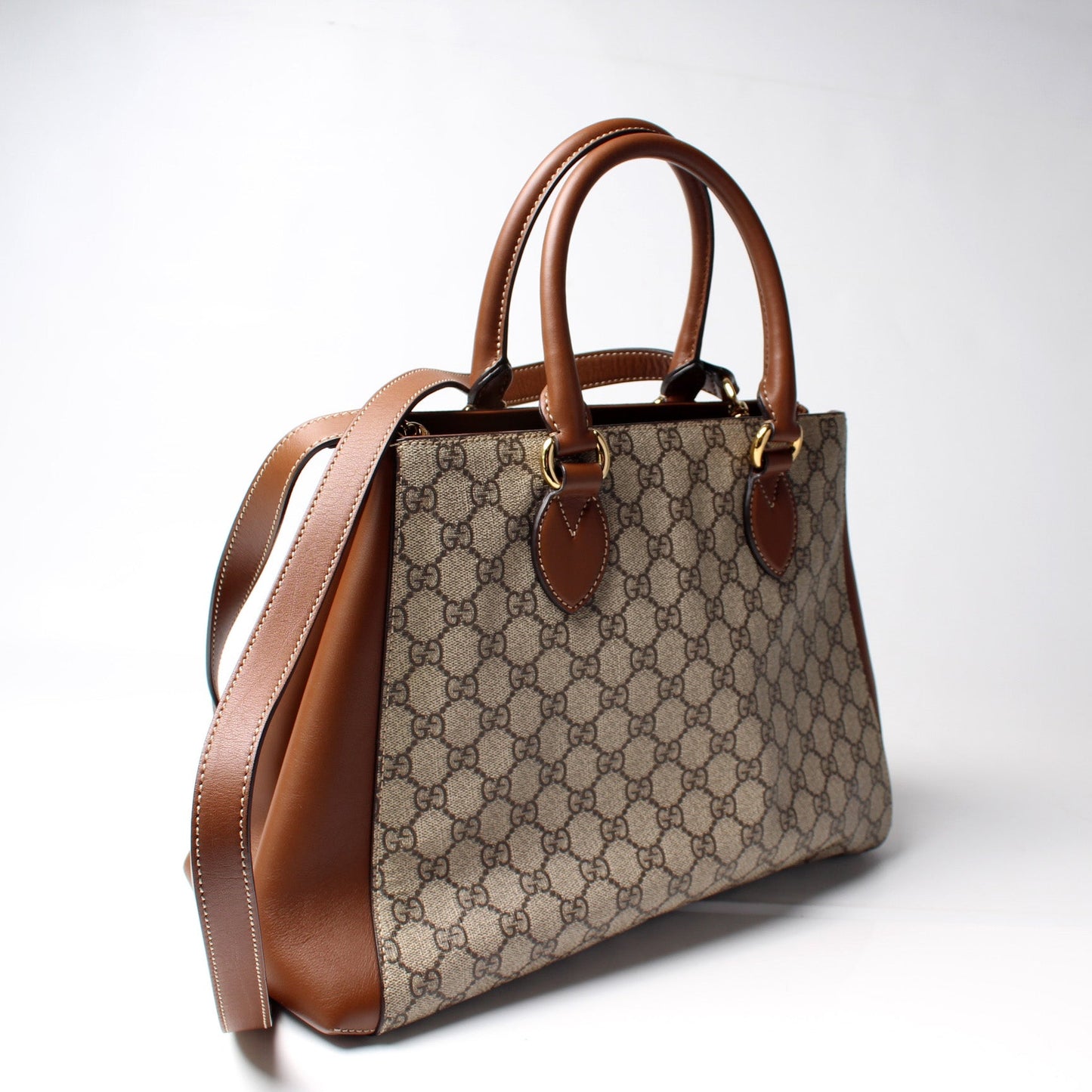 453704 GG Supreme Top Handle Bag