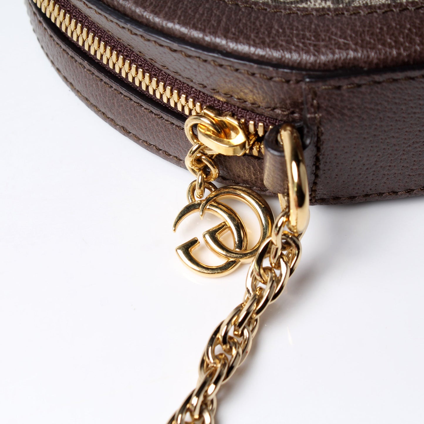 550618 Ophidia GG Supreme Round Small Crossbody