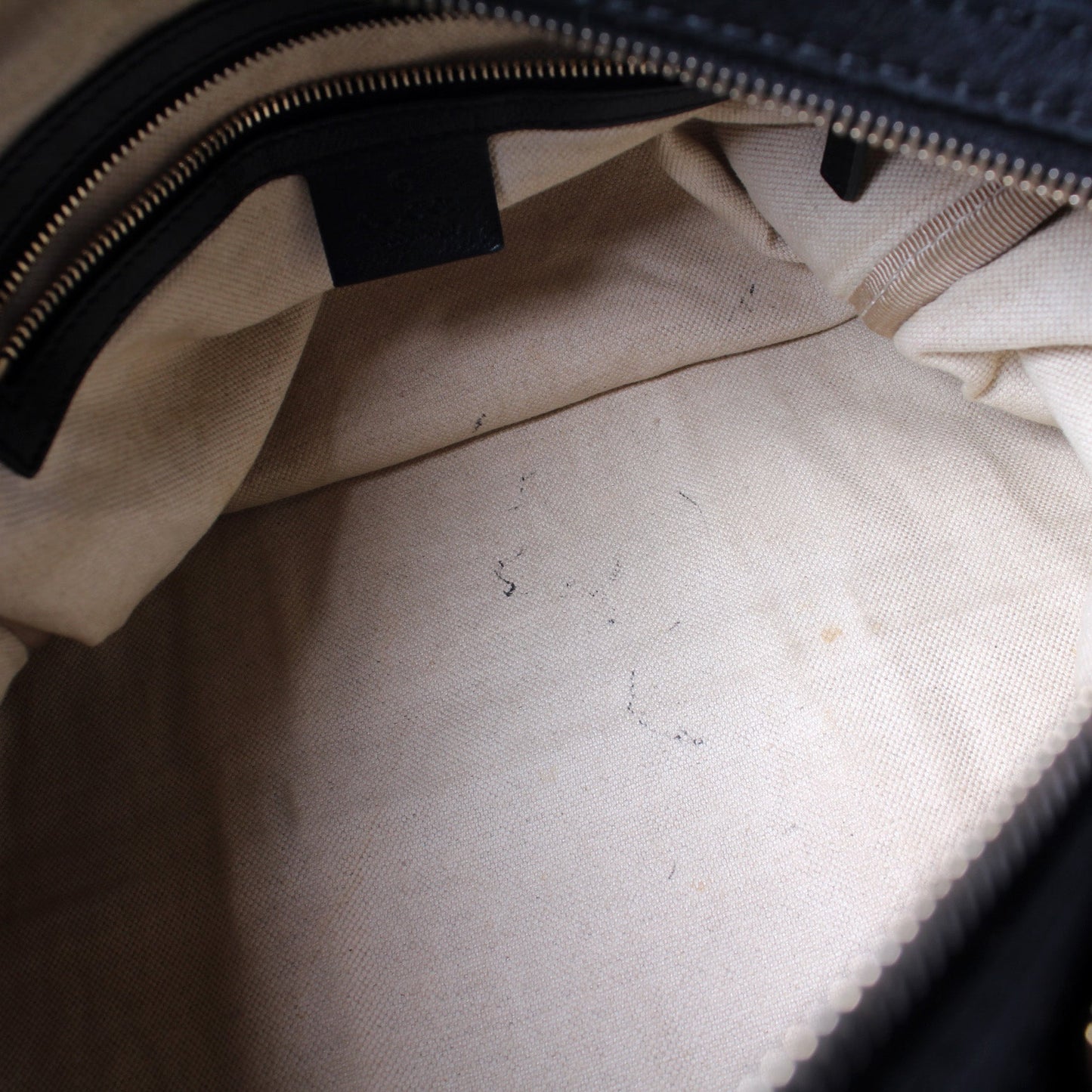 247205 Boston Bag Leather