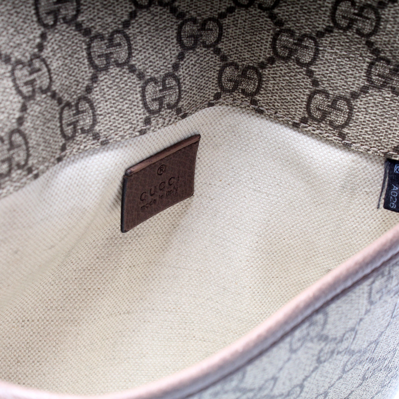 493930 GG Supreme Neo Web Belt Bag