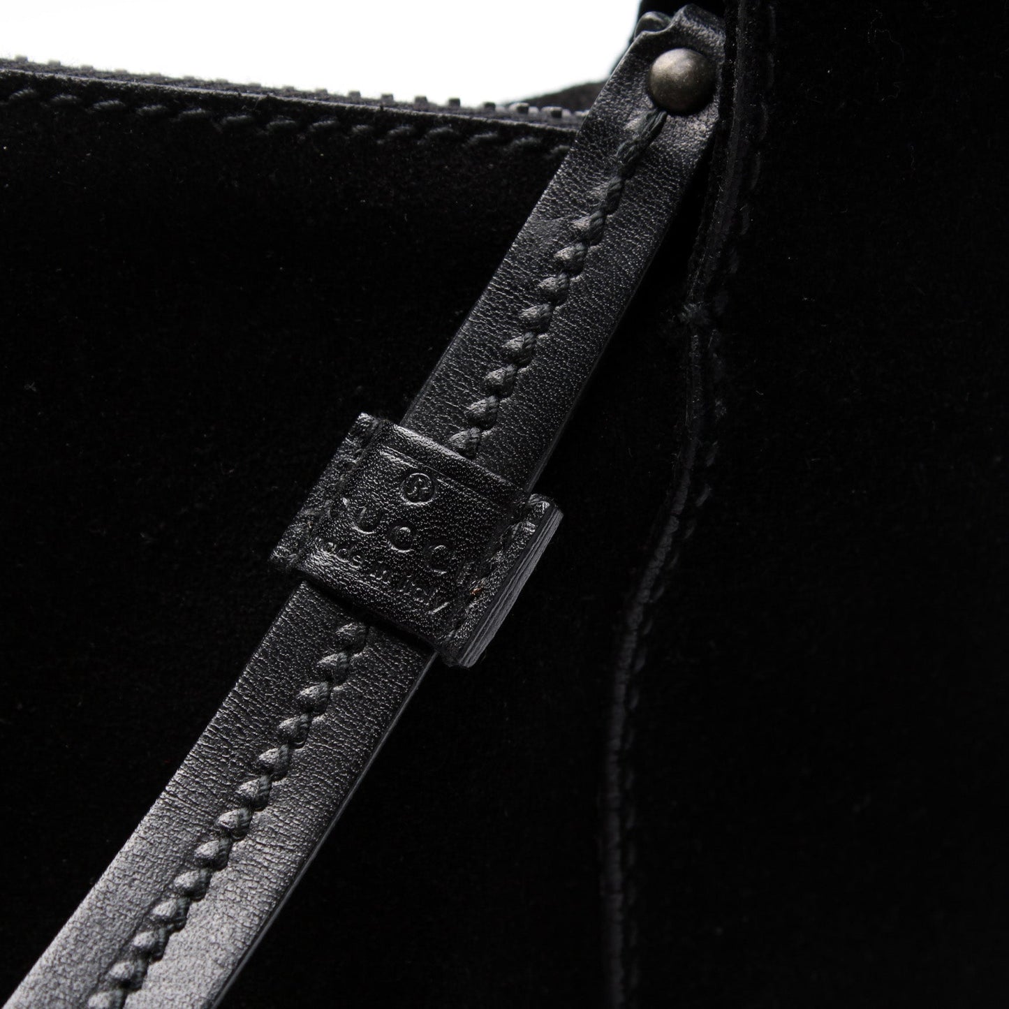 101333 Suede Shoulder Bag