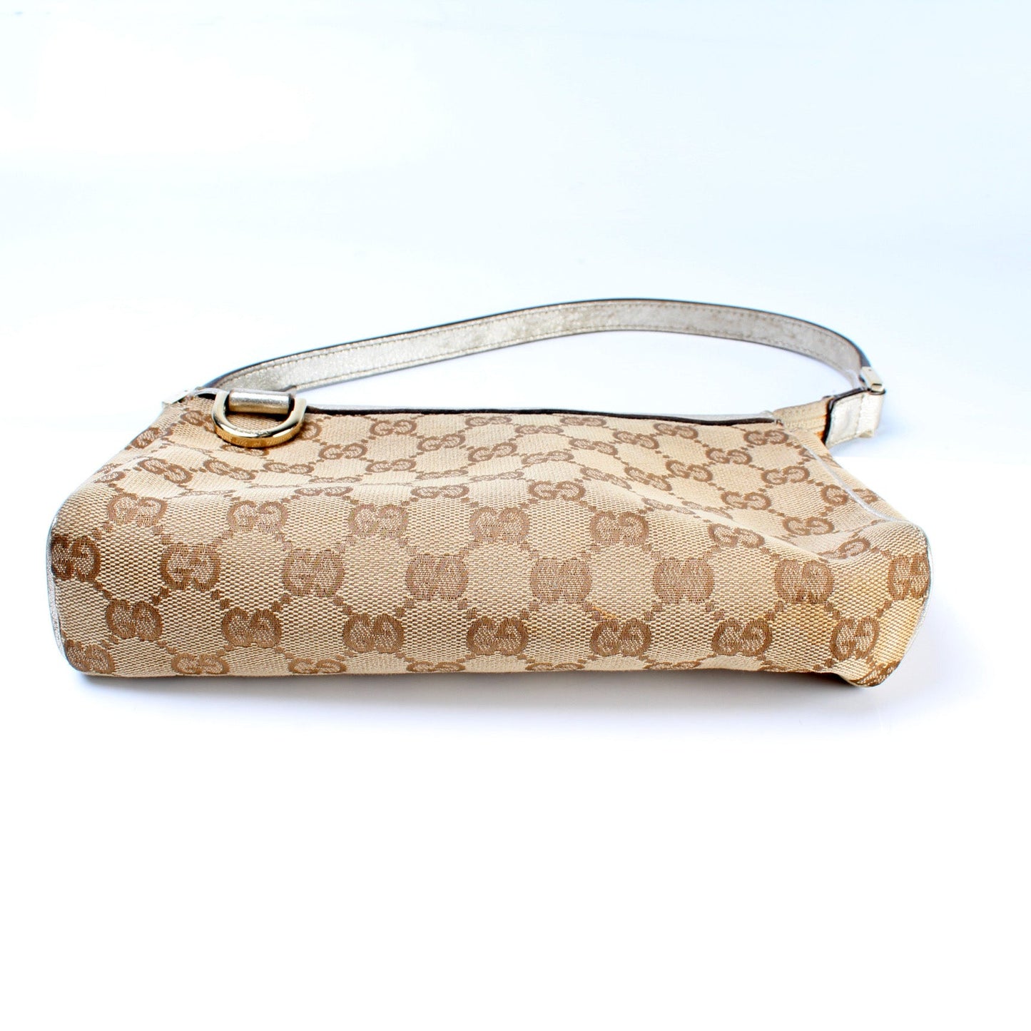 145750 GG Canvas D Ring Cosmetic Case
