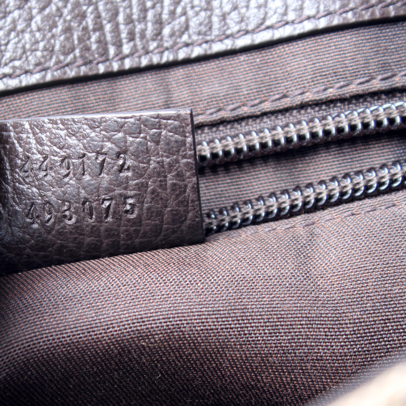 449172 GG Canvas Messenger
