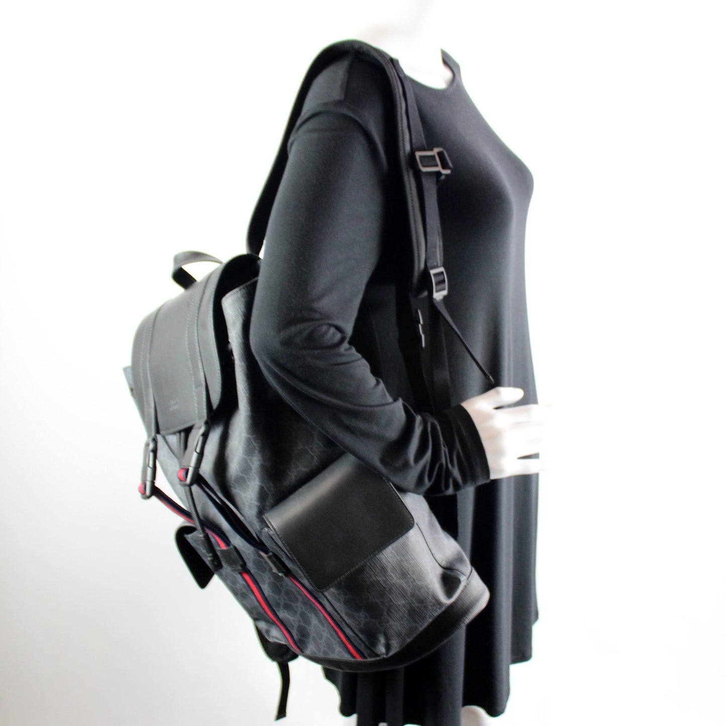 495563 GG Supreme Backpack