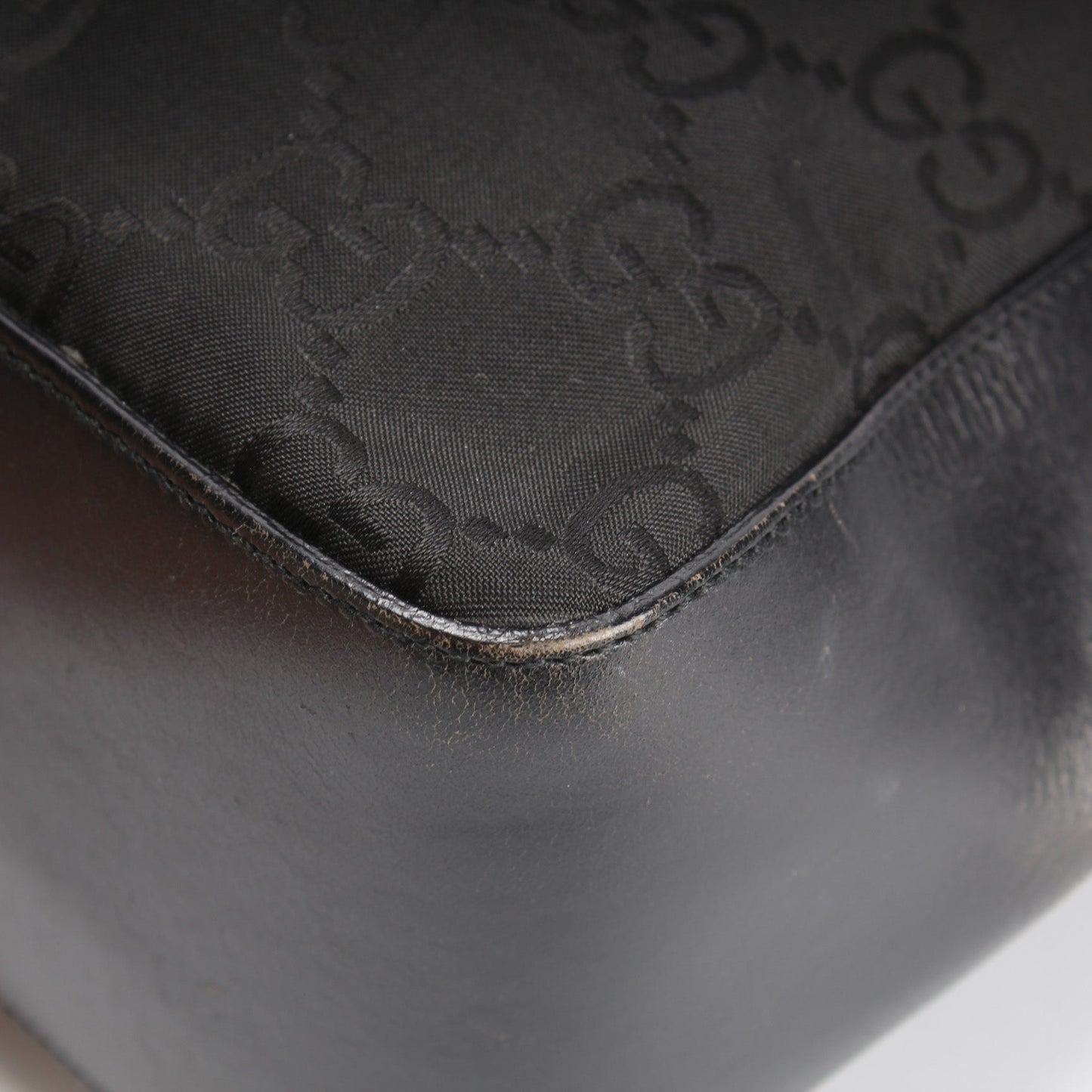 001.3766 GG Nylon Shoulder Bag