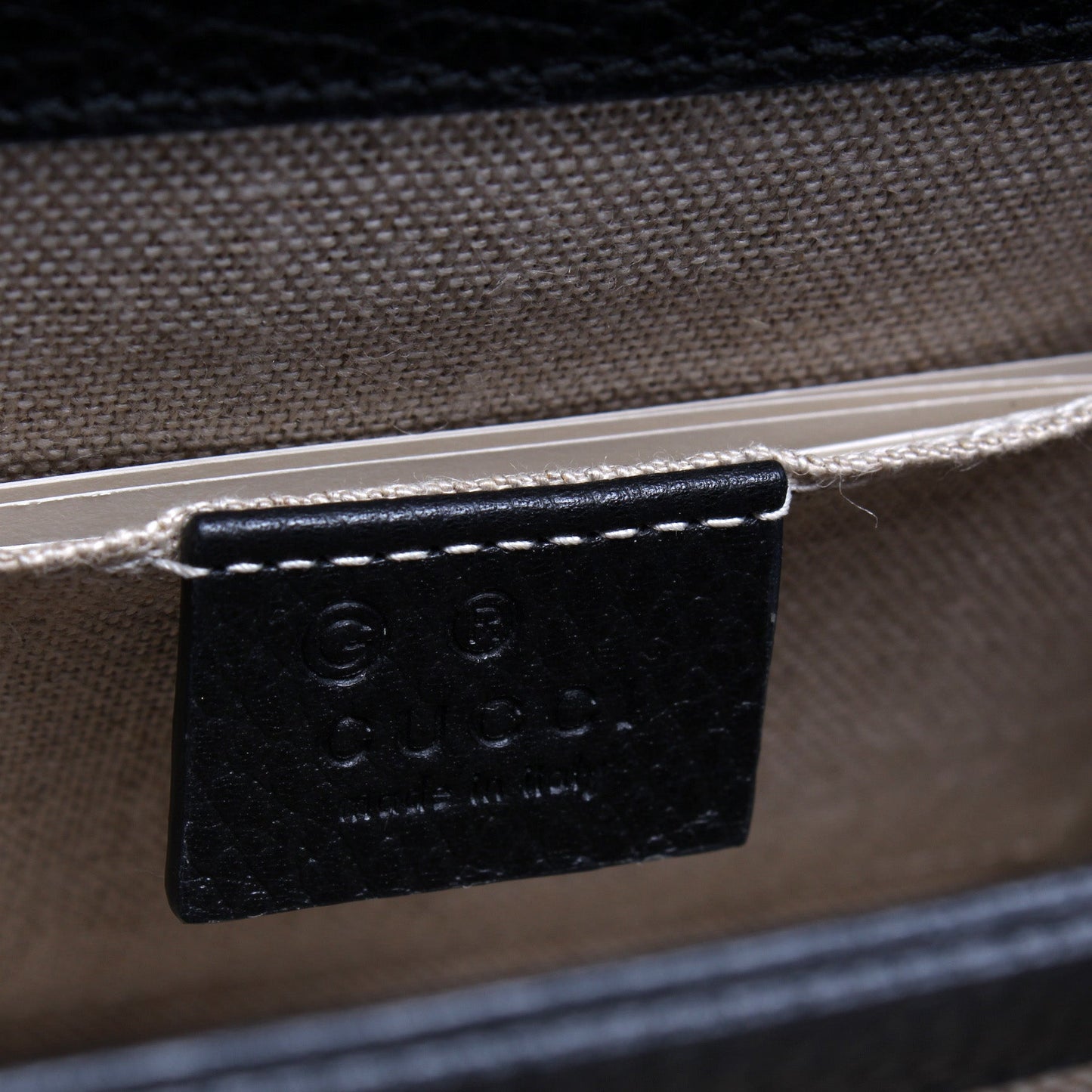 510304 Interlocking Small Crossbody
