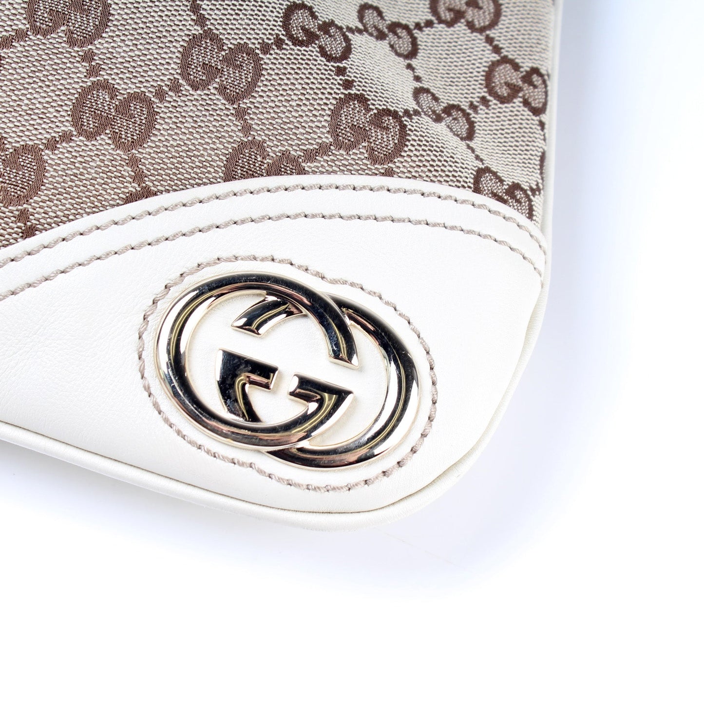 169947 Britt Shoulder Bag