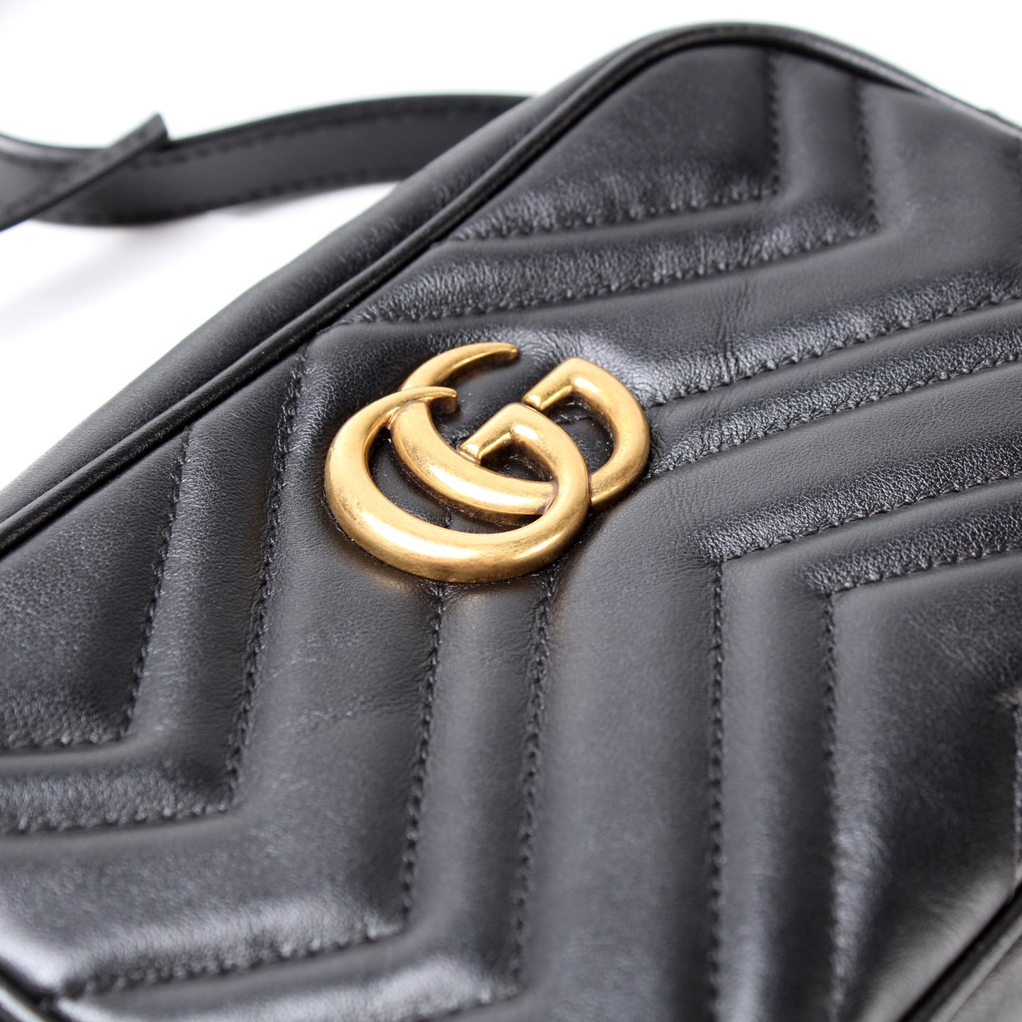 448065 GG Marmont Mini Camera Bag