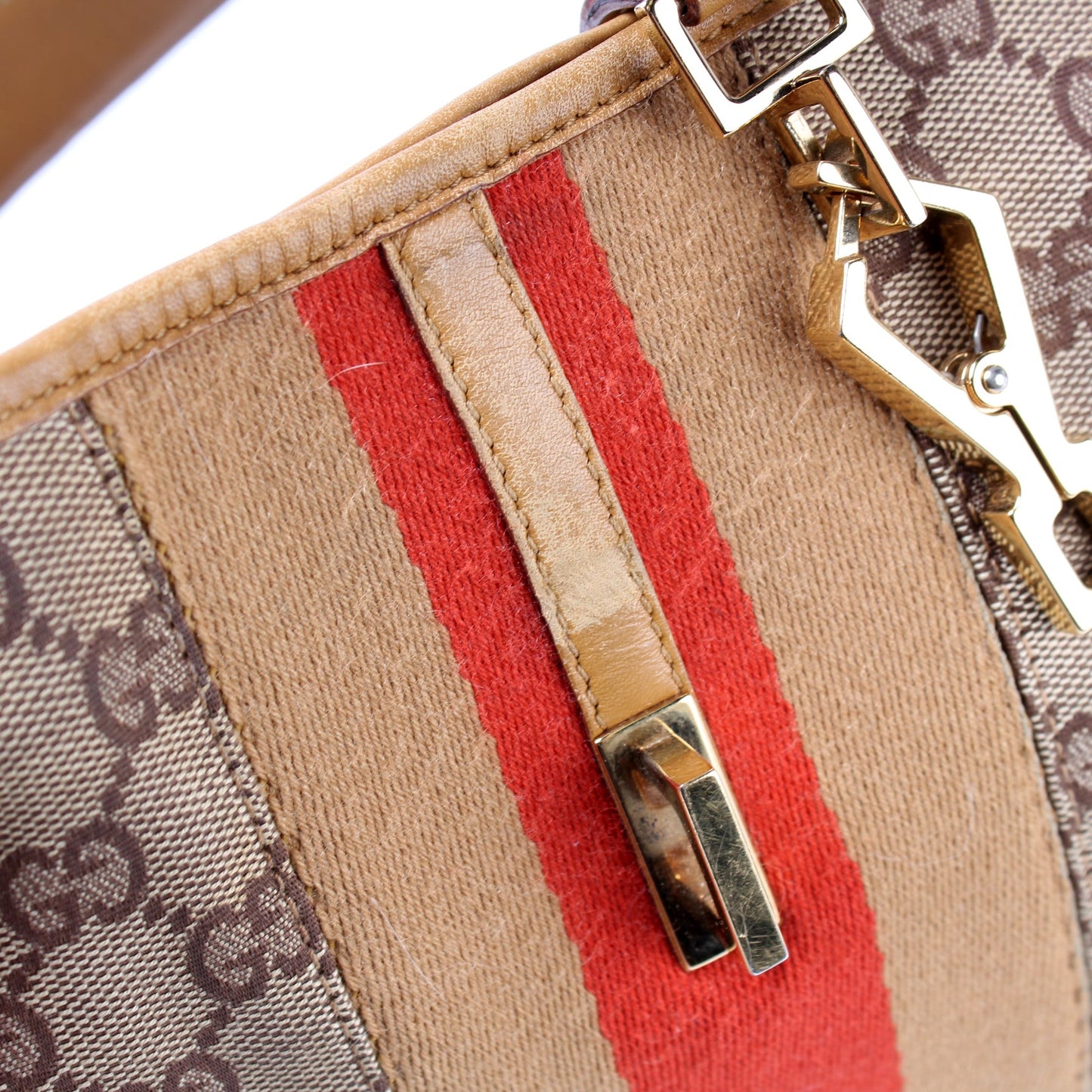 001.4057 GG Canvas Jackie Hobo