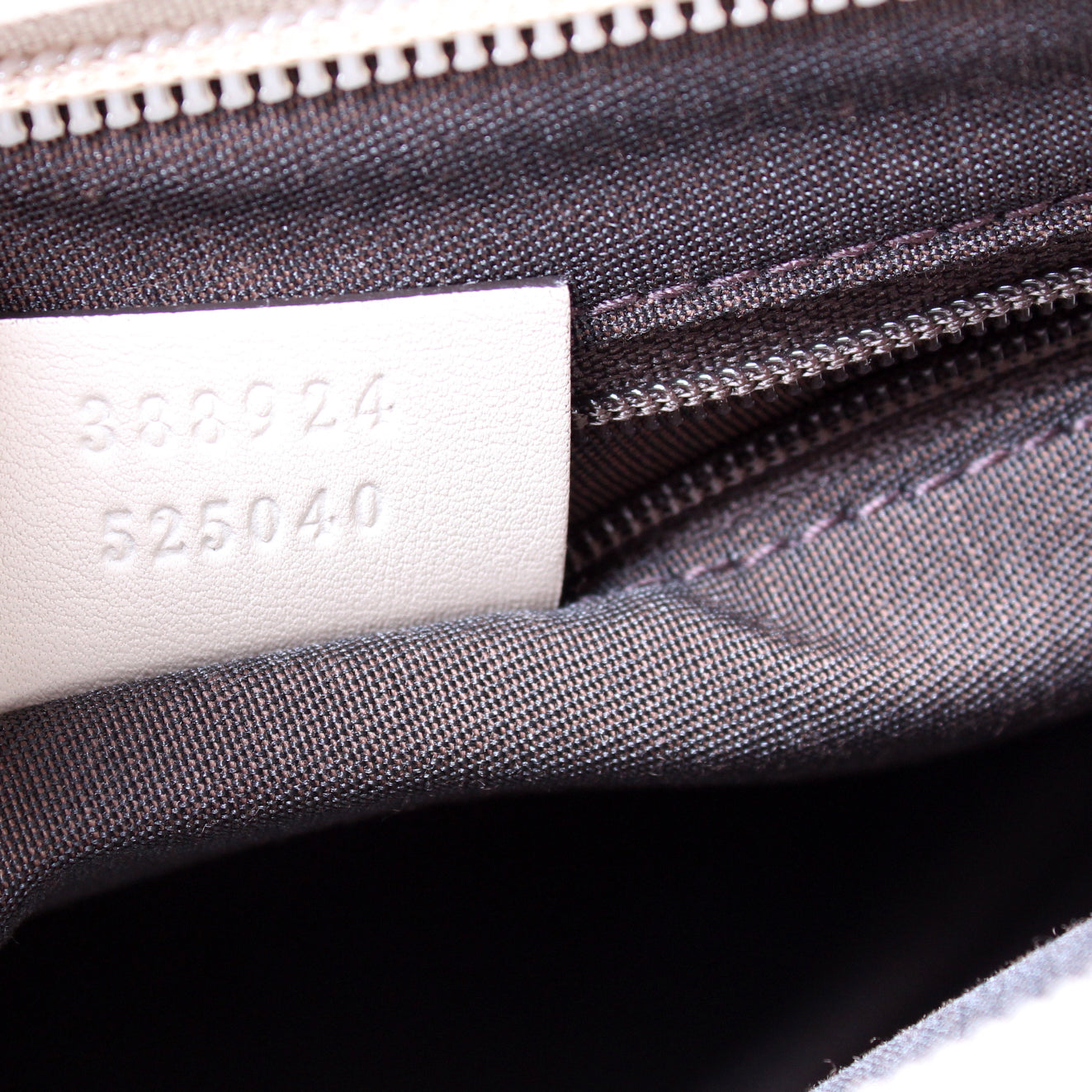388924 GG Canvas Crossbody