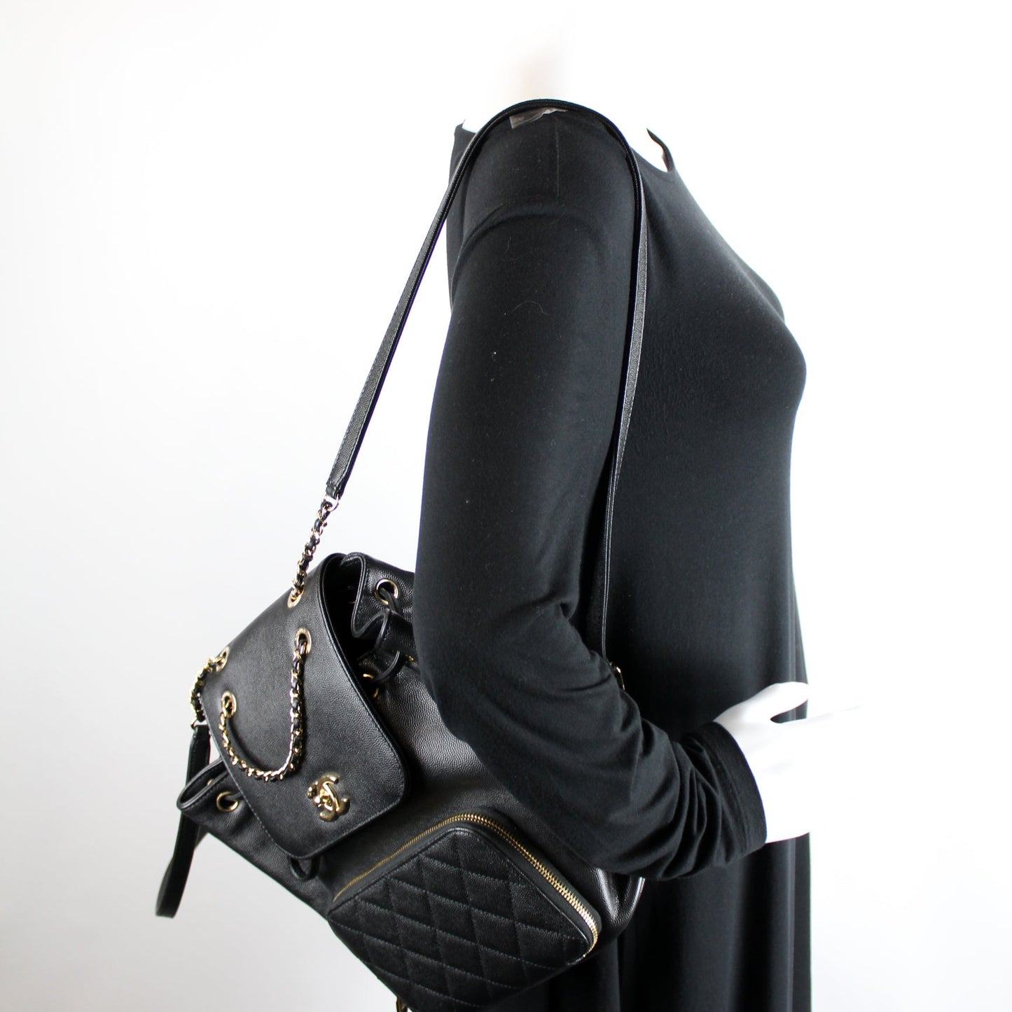 Bussiness Affinity Backpack Caviar 25M
